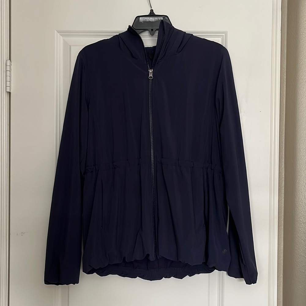 Lululemon cinched waist jacket